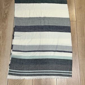 Striped Gray and White Scarf